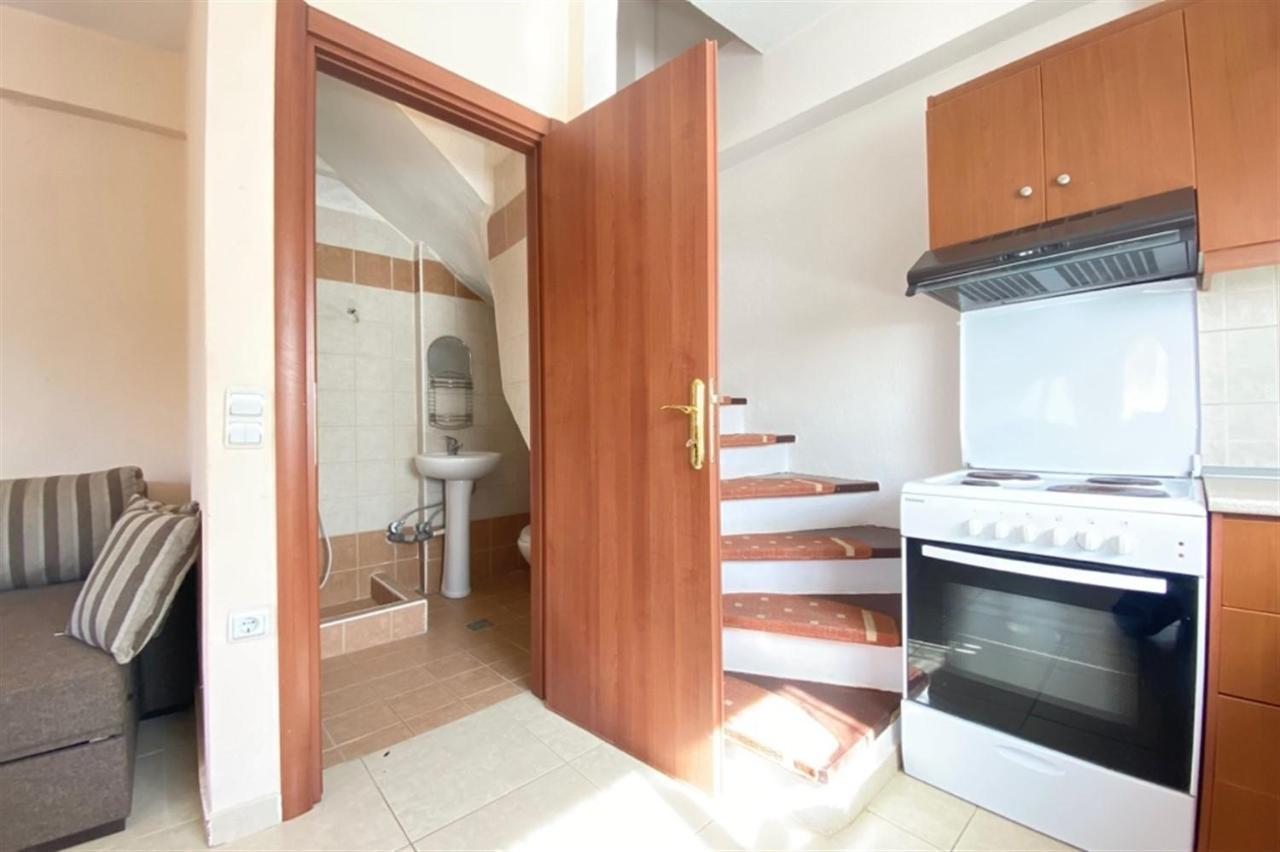 Pine Beach Holiday Home 2 Bedrooms 50 Meters To The Beach Kalyves Polygyrou Exterior foto